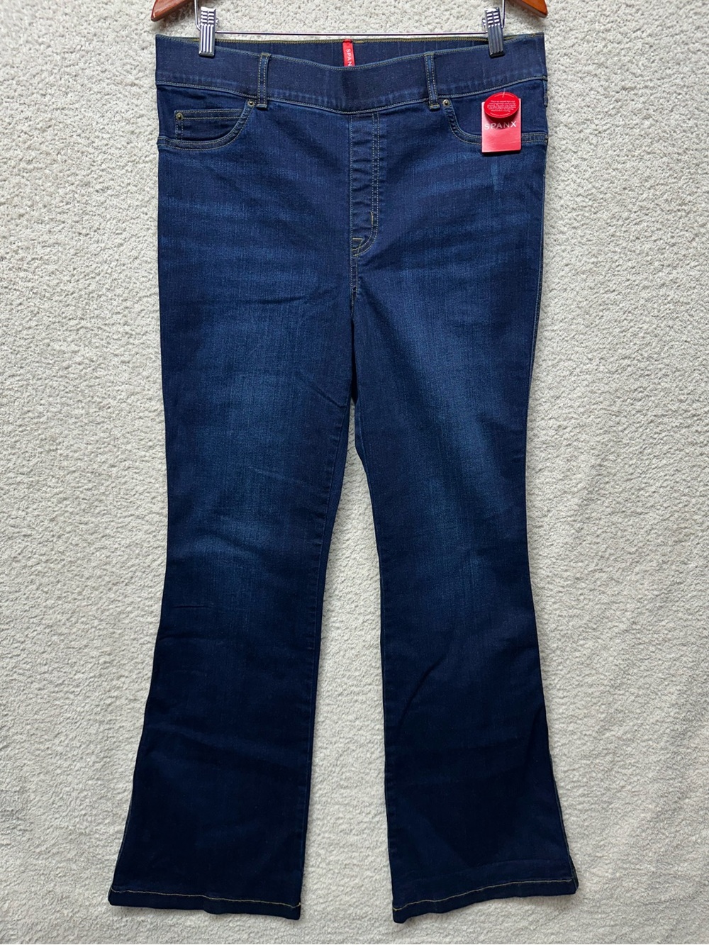 NWT Spanx Flare Jeans XL Dark Wash Pull-On Shaping Stretch Denim Midnight Shade - Picture 3 of 12